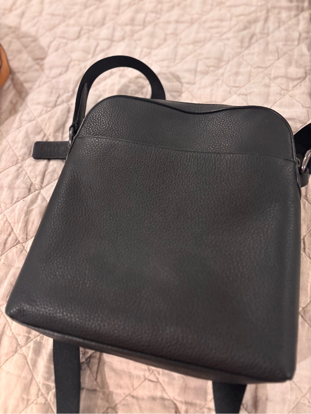 Coach Men or Women’s Black Pebbled Leather Crossbody Messenger Bag